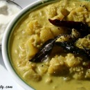 Sorakaya Mor Kootu / Bottle Gourd Yogurt Curry