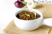 Spicy Poondu Kuzhambu (Spicy Garlic Curry)