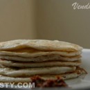 Vendhaya Dosa and Poondu Podi / Fenugreek Pancake and Spicy Garlic Chutney