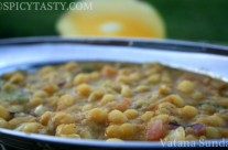 Vatana Sundal / Whole Dried White Peas Curry